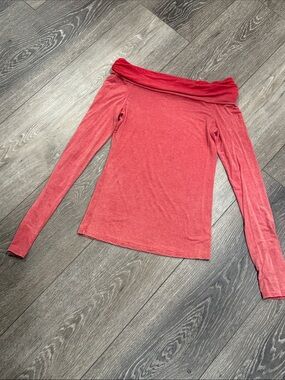 Buckle Off-Shoulder Long Sleeve Top in Coral Red